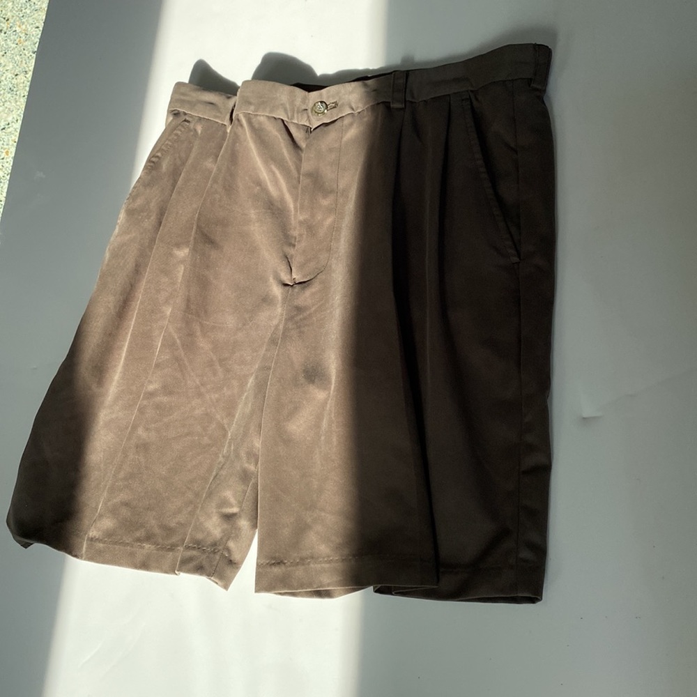 Men’s IZOD Short size 34 drab olive